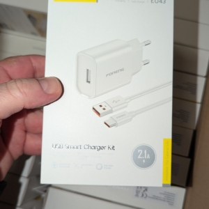 Universell Schnelladeset Netz-Ladegerät EU43 2.1A 10W 1xUSB + Kabel USB-C weiss